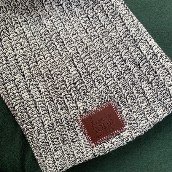 love your melon | black speckled beanie one size - Picture 6 of 9